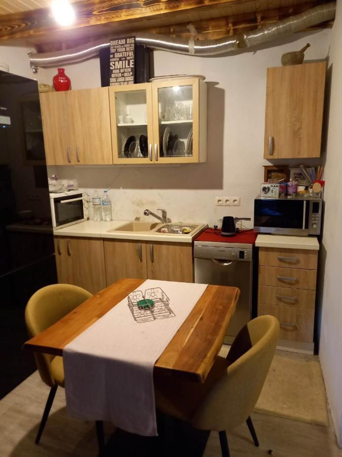 Fofi Appartement Agioi Deka  Buitenkant foto